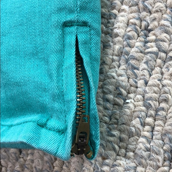 Teal/mint green denim shorts sz 30” - Picture 3 of 4